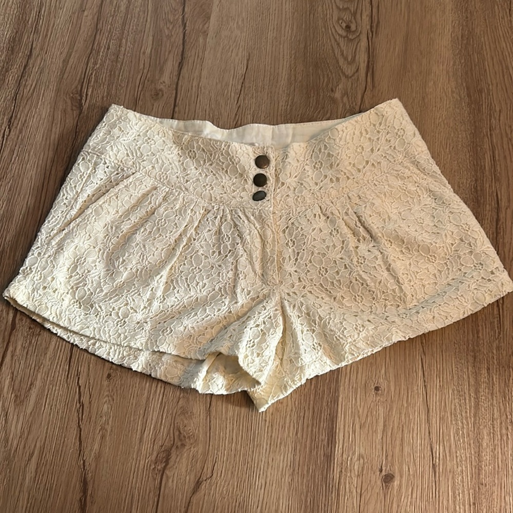 Just Ginger Medium lace shorts